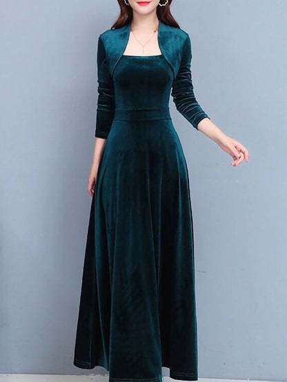 Classic Vintage Dress with a Flattering Fit