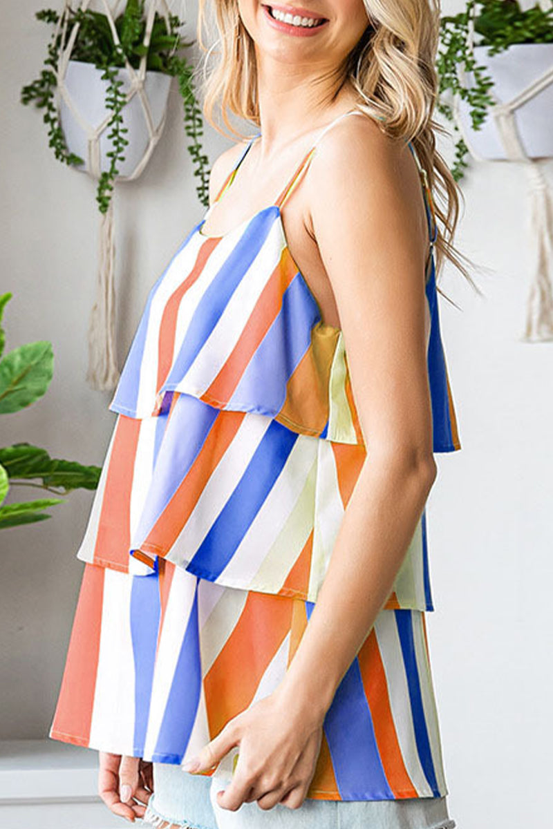 Well Tailored Top with a Graceful Silhouette