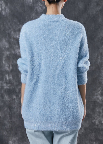 Classic Vintage Sweater with a Flattering Fit