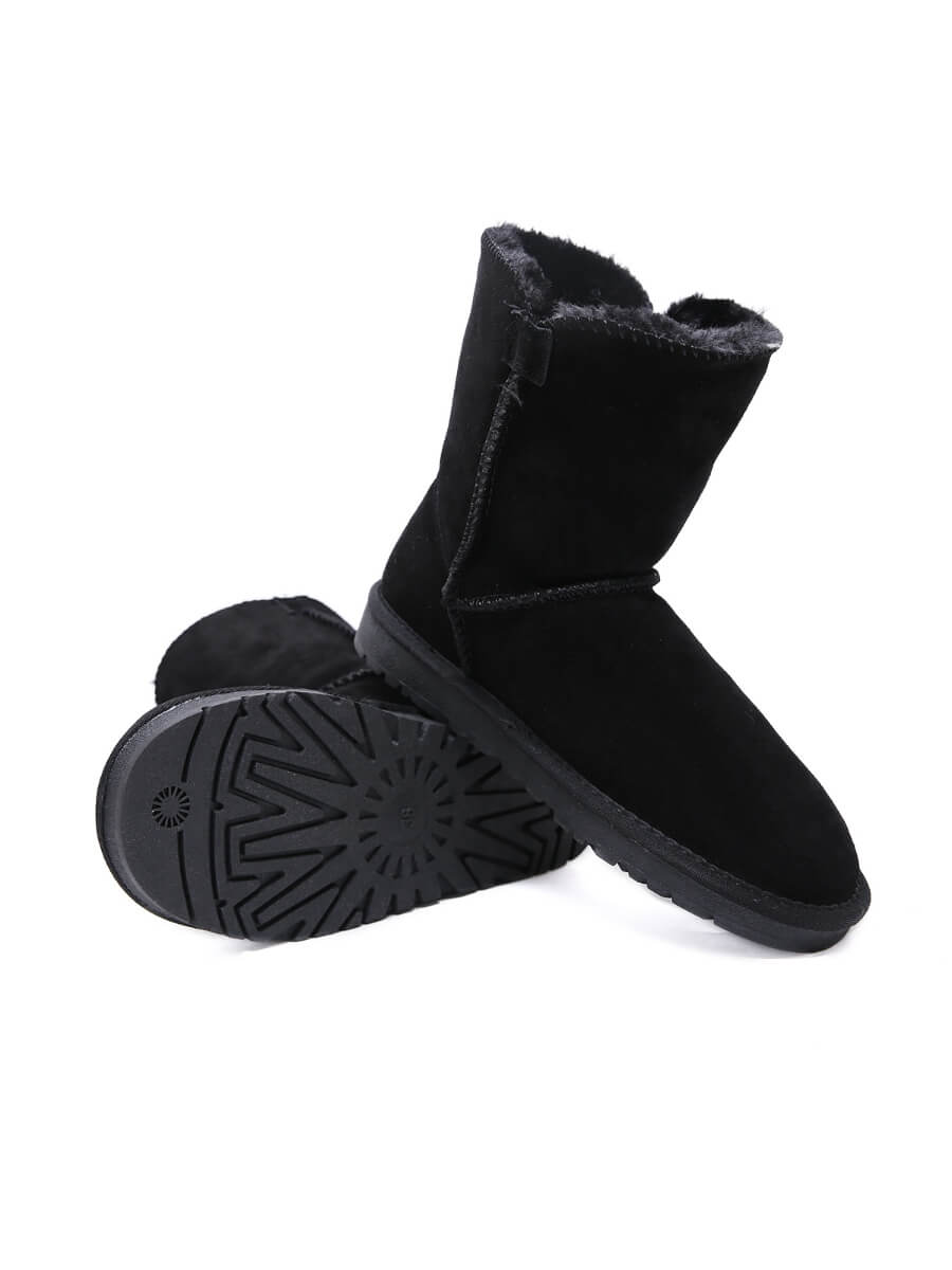 Polished Boots with an Effortless Classic Look