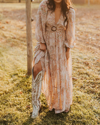 Sophisticated Dress with a Clean Classic Look