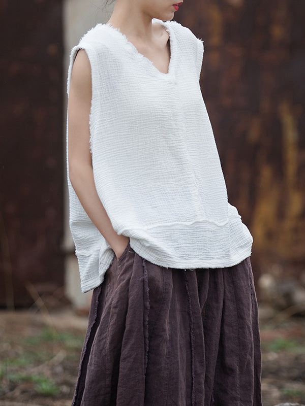 Well Tailored Top with a Graceful Silhouette