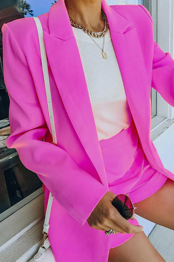 Effortlessly Elegant Garment with a Timeless Design