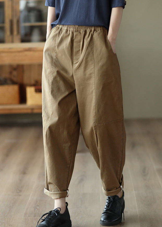 Effortlessly Elegant Pants with a Timeless Design