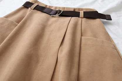 Sophisticated Garment with a Clean Classic Look