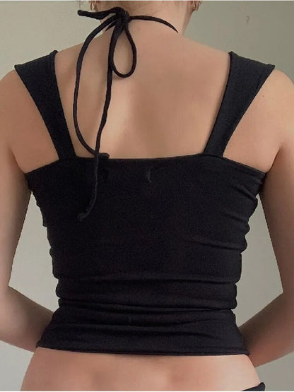Beautifully Finished Top in a Timeless Design