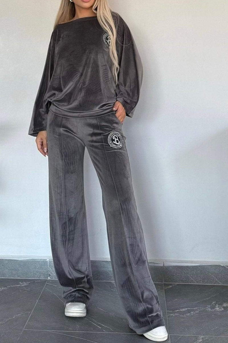 Sophisticated Garment with a Clean Classic Look