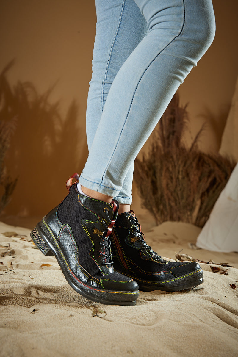Beautifully Finished Boots in a Timeless Design