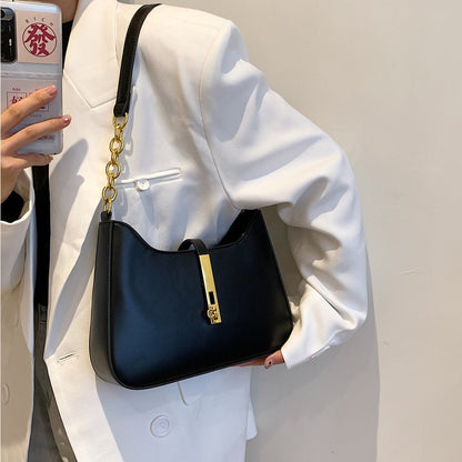 Gracefully Styled Bag for Any Occasion