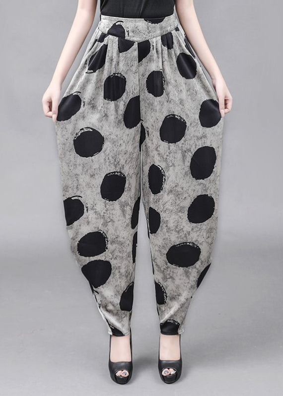 Classic Vintage Pants with a Flattering Fit