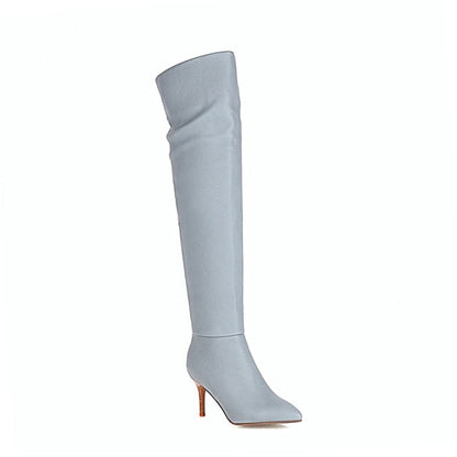 Effortlessly Elegant Garment with a Timeless Design