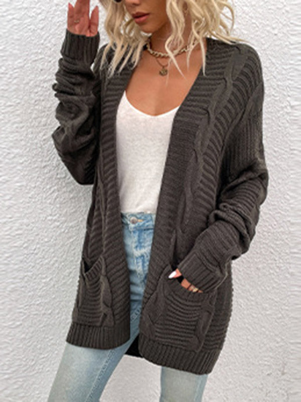 Well Tailored Cardigan with a Graceful Silhouette
