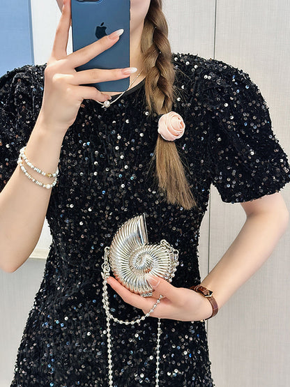 Gracefully Styled Bag for Any Occasion