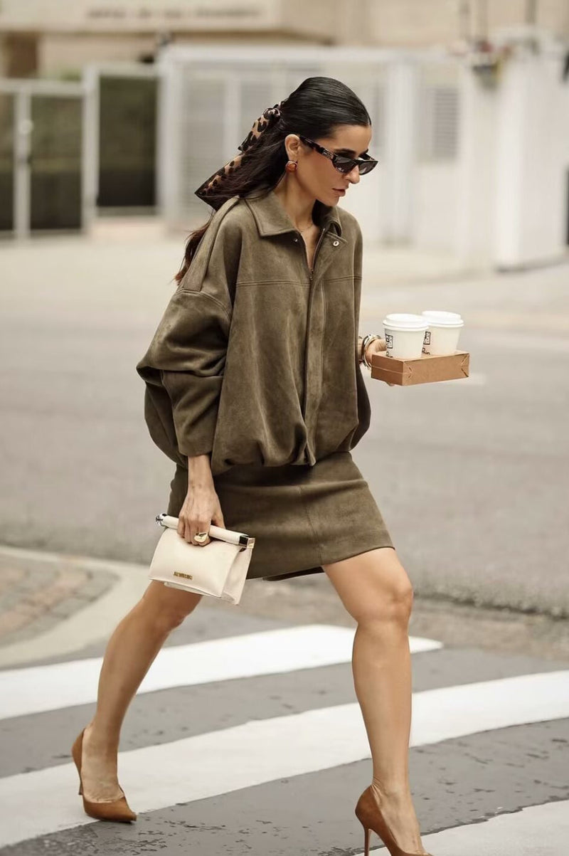 Effortlessly Elegant Jacket with a Timeless Design