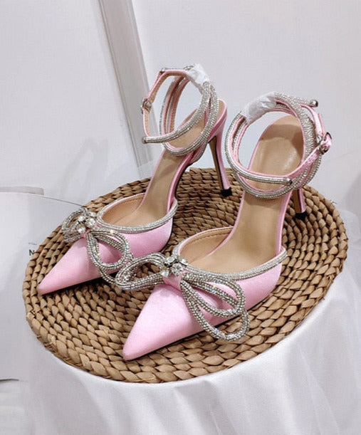 Classic Vintage Heels with a Flattering Fit