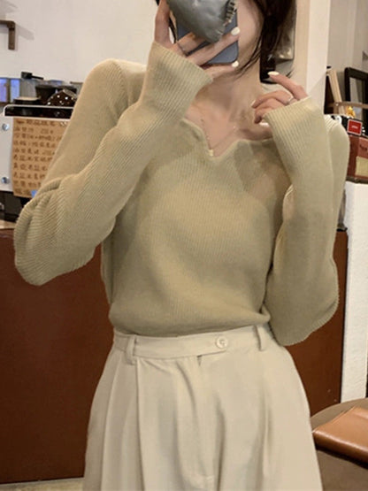 Elegantly Styled Sweater for Everyday Wear