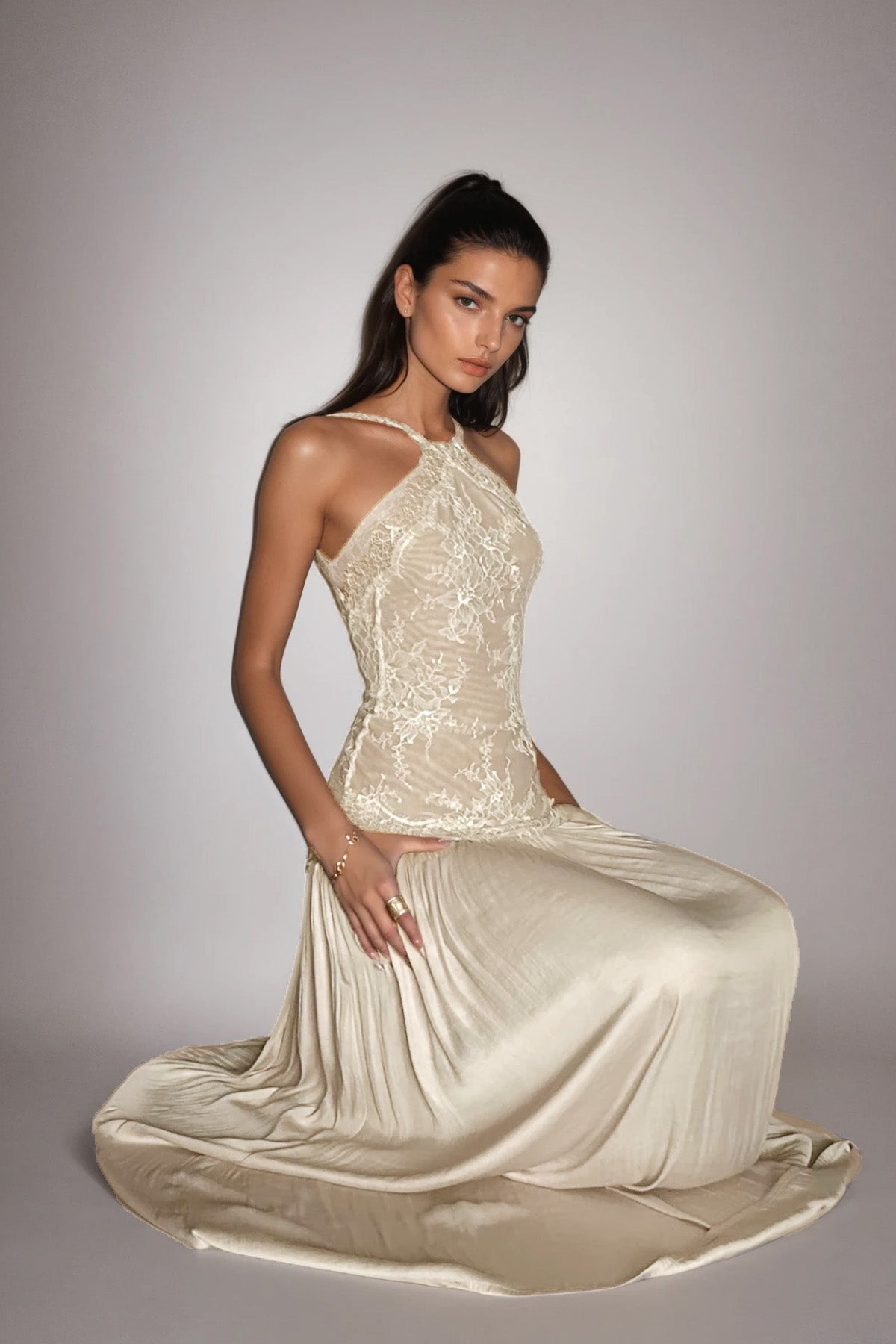 Classic Vintage Dress with a Flattering Fit