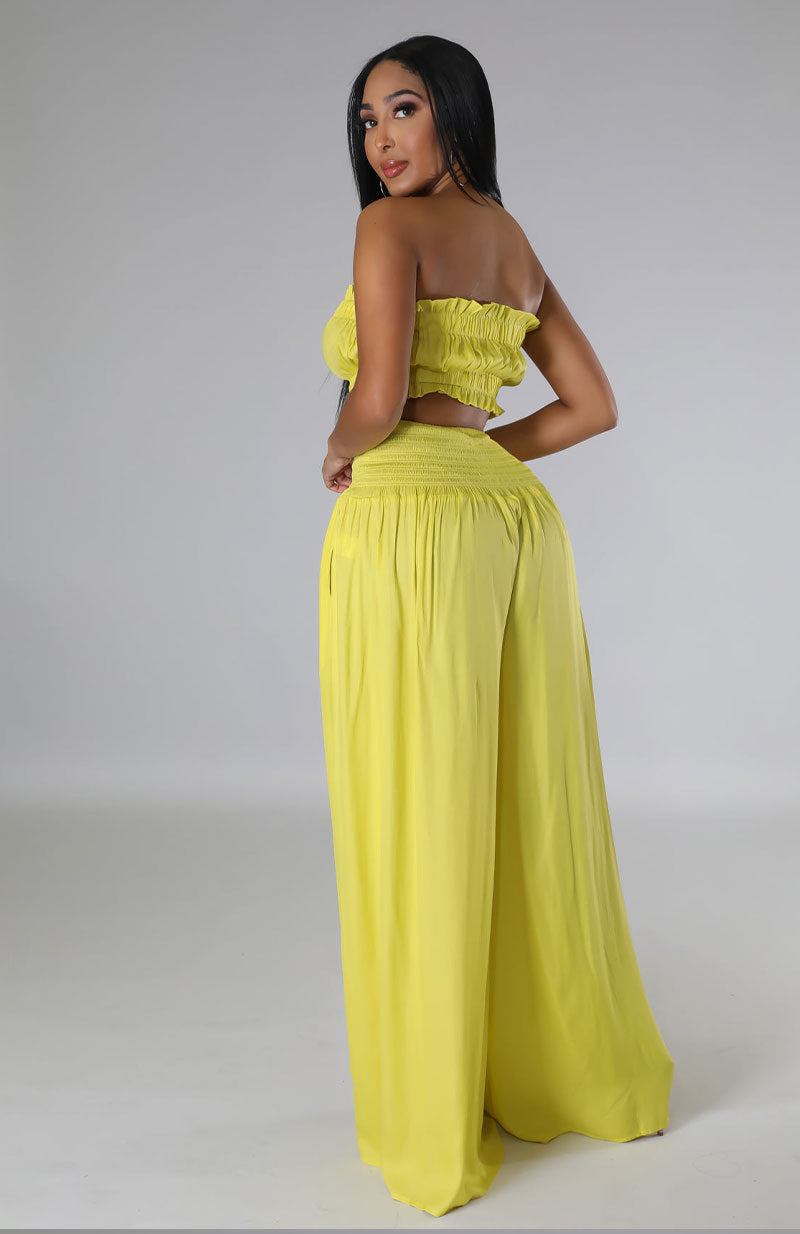 Sophisticated Garment with a Clean Classic Look