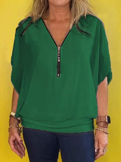 Effortlessly Elegant Top with a Timeless Design