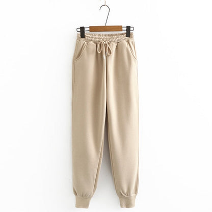 Classic Vintage Pants with a Flattering Fit