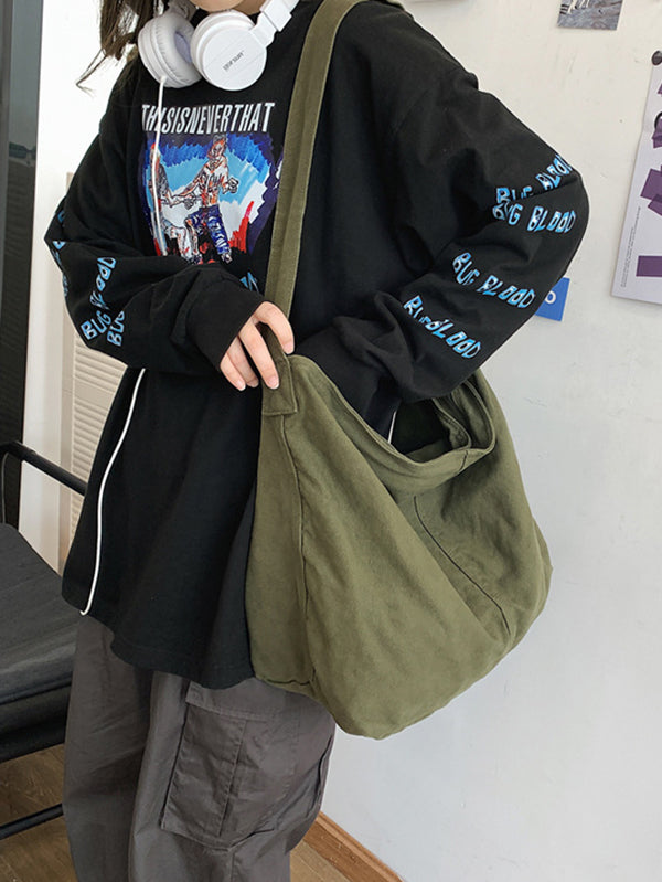 Classic Vintage Bag with a Flattering Fit