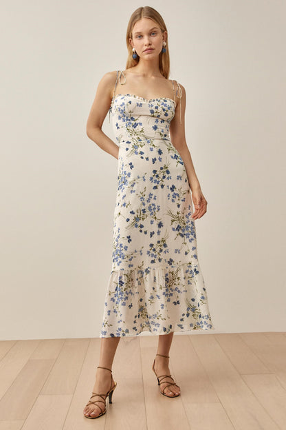 Classic Vintage & Enduringly Stylish Dress