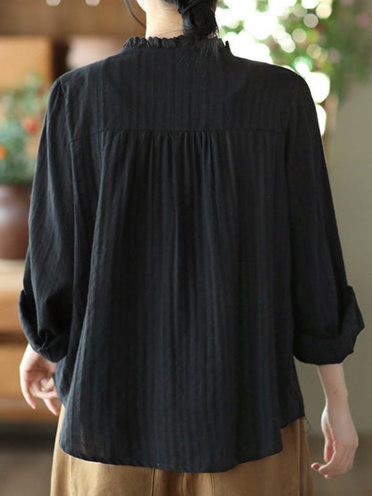 Sophisticated Blouse with a Clean Classic Look