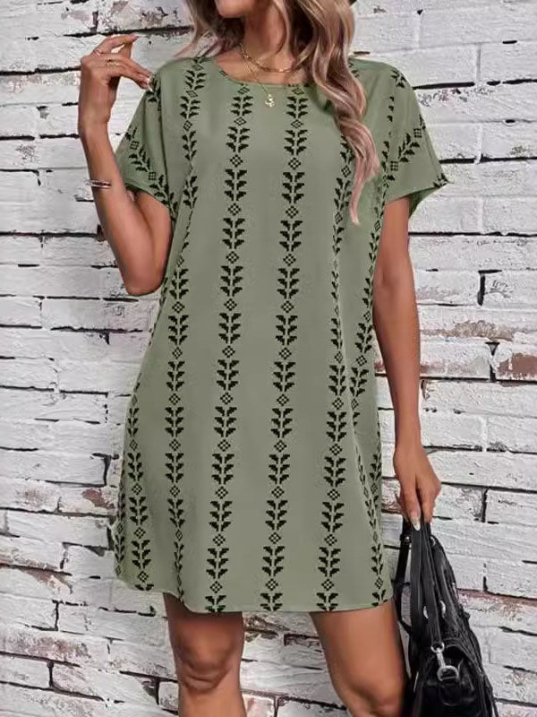 Effortlessly Elegant Dress with a Timeless Design