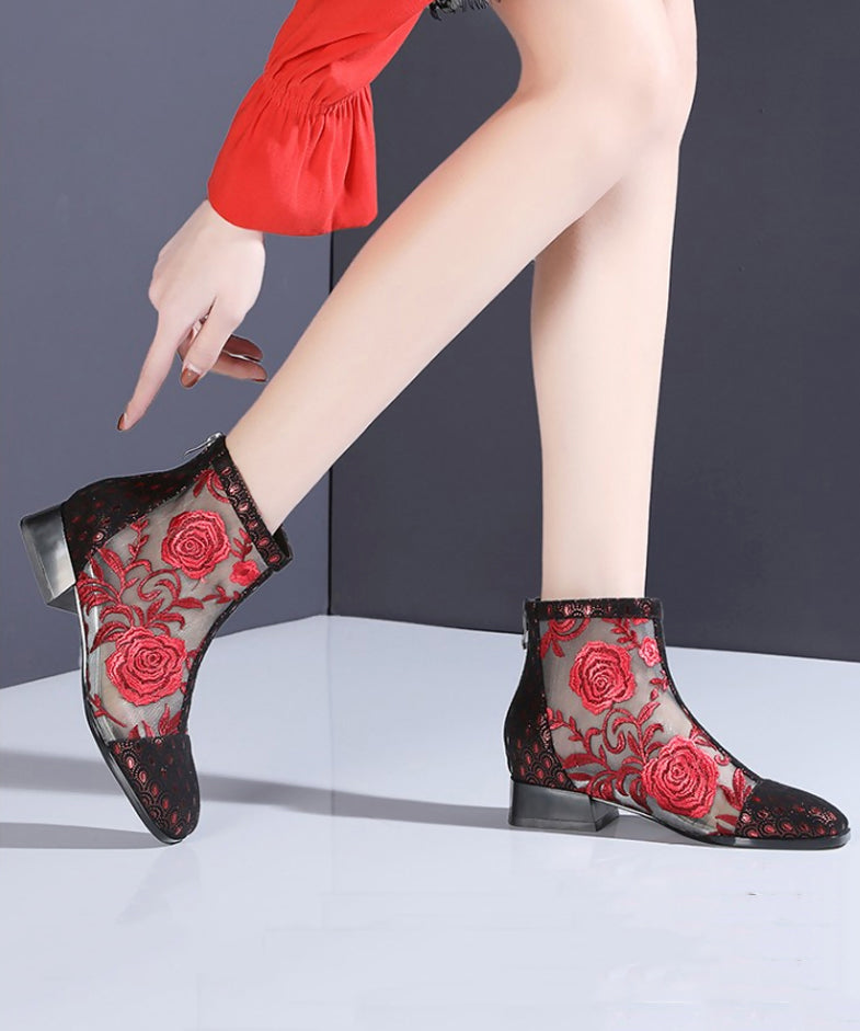 Polished Boots with an Effortless Classic Look
