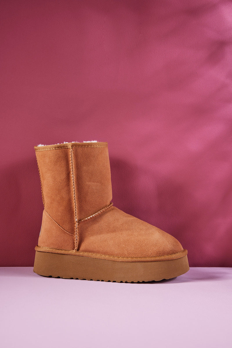Beautifully Crafted Boots in a Classic Style