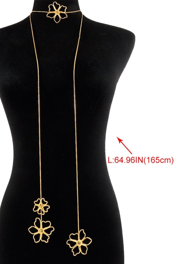 Gracefully Styled Garment for Any Occasion