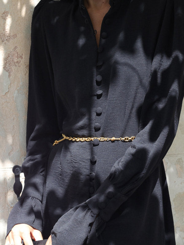 Effortlessly Elegant Dress with a Timeless Design