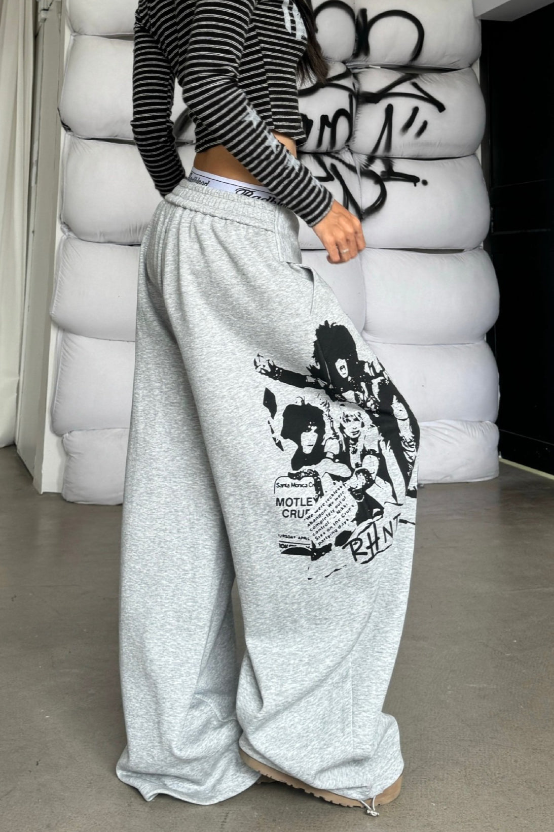 Classic Vintage Pants with a Flattering Fit