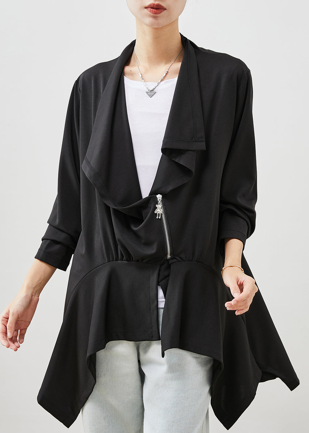 Gracefully Styled Cardigan for Any Occasion