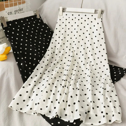 Gracefully Styled Garment for Any Occasion