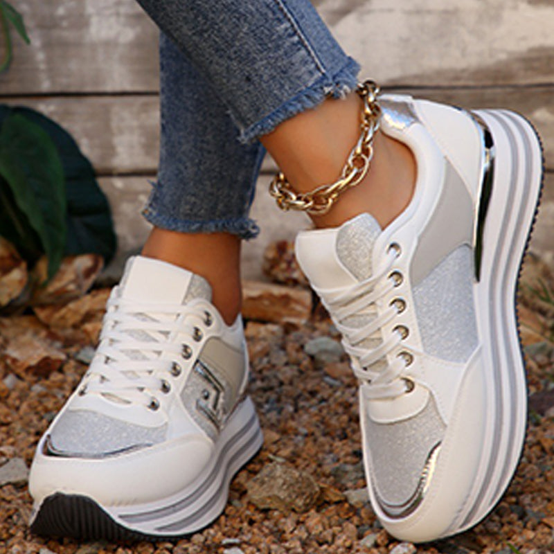 Effortlessly Elegant Shoes with a Timeless Design