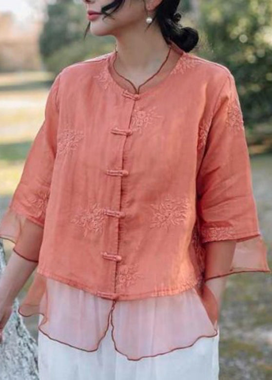 Well Tailored Shirt with a Graceful Silhouette