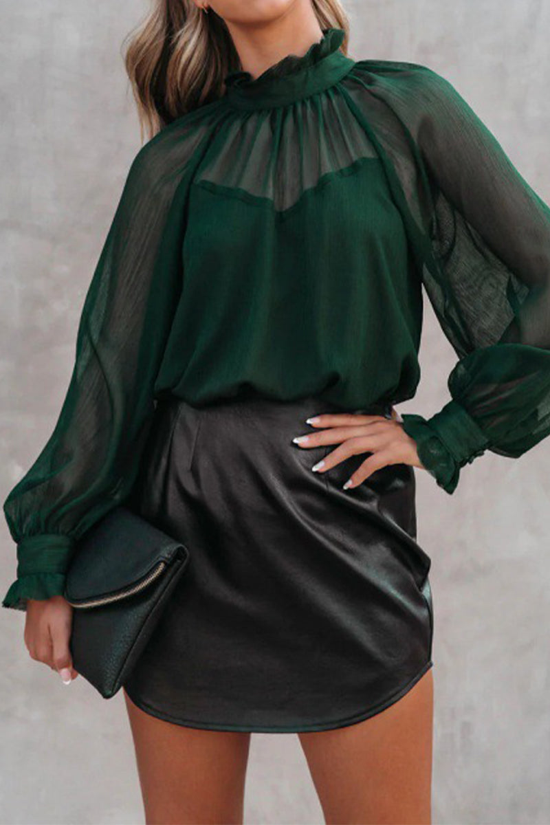 Polished Top with an Effortless Classic Look