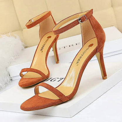 A Vintage Style Shoes with Delicate Timeless Details