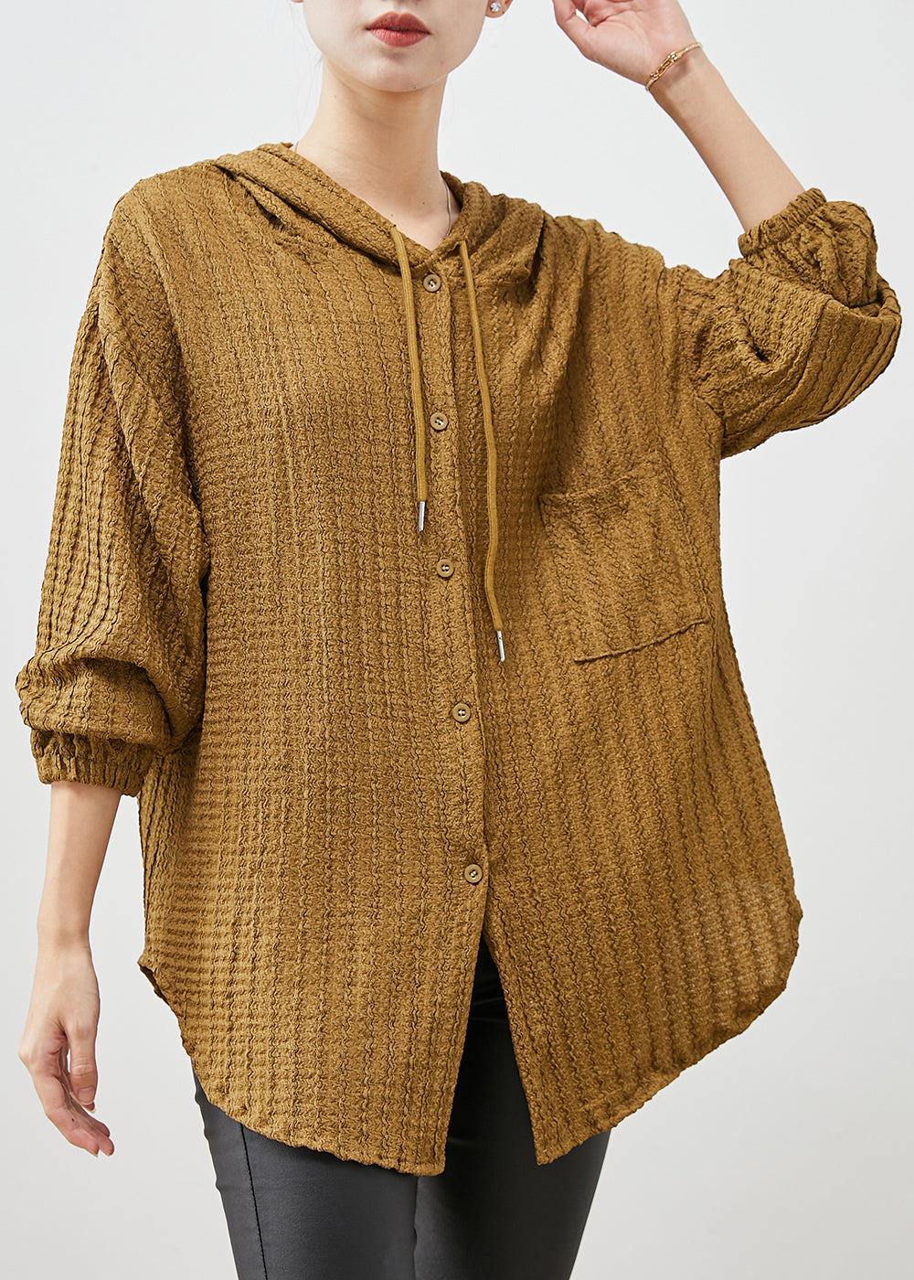 Effortlessly Elegant Blouse with a Timeless Design