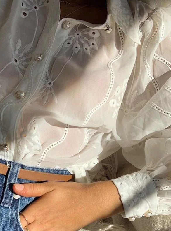 Classic Vintage & Enduringly Stylish Blouse