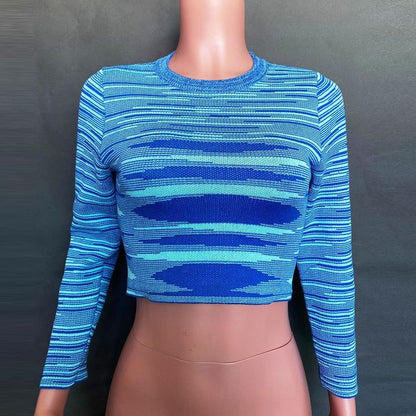 Classic Vintage Sweater with a Flattering Fit