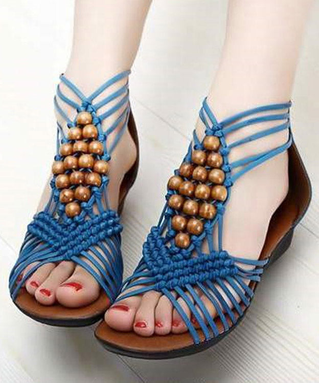 Effortlessly Elegant Sandals with a Timeless Design
