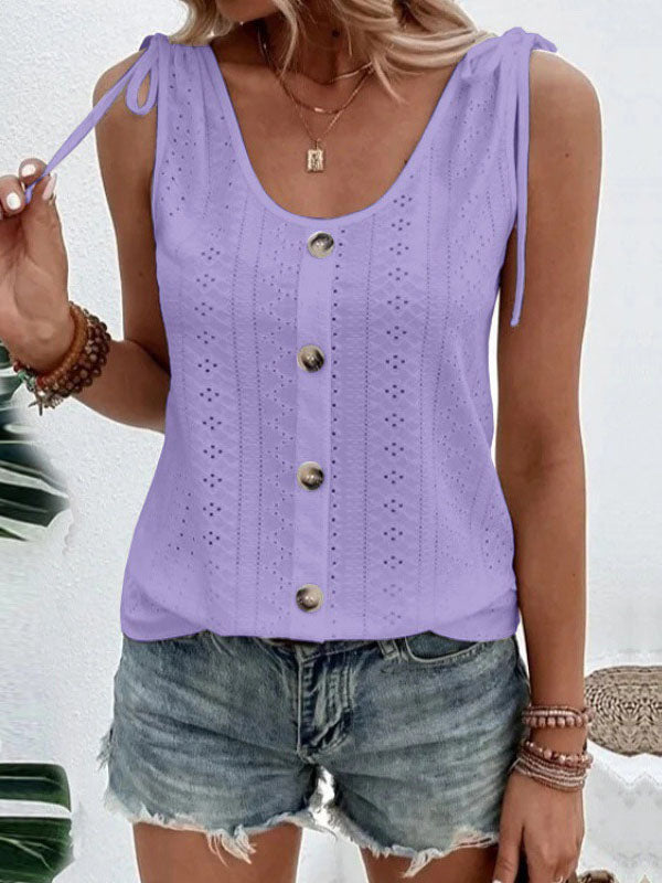 Polished Top with an Effortless Classic Look