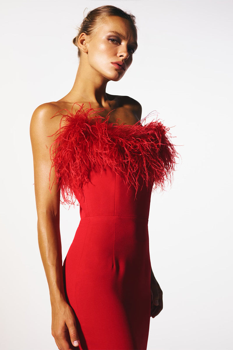 Beautifully Finished Dress in a Timeless Design