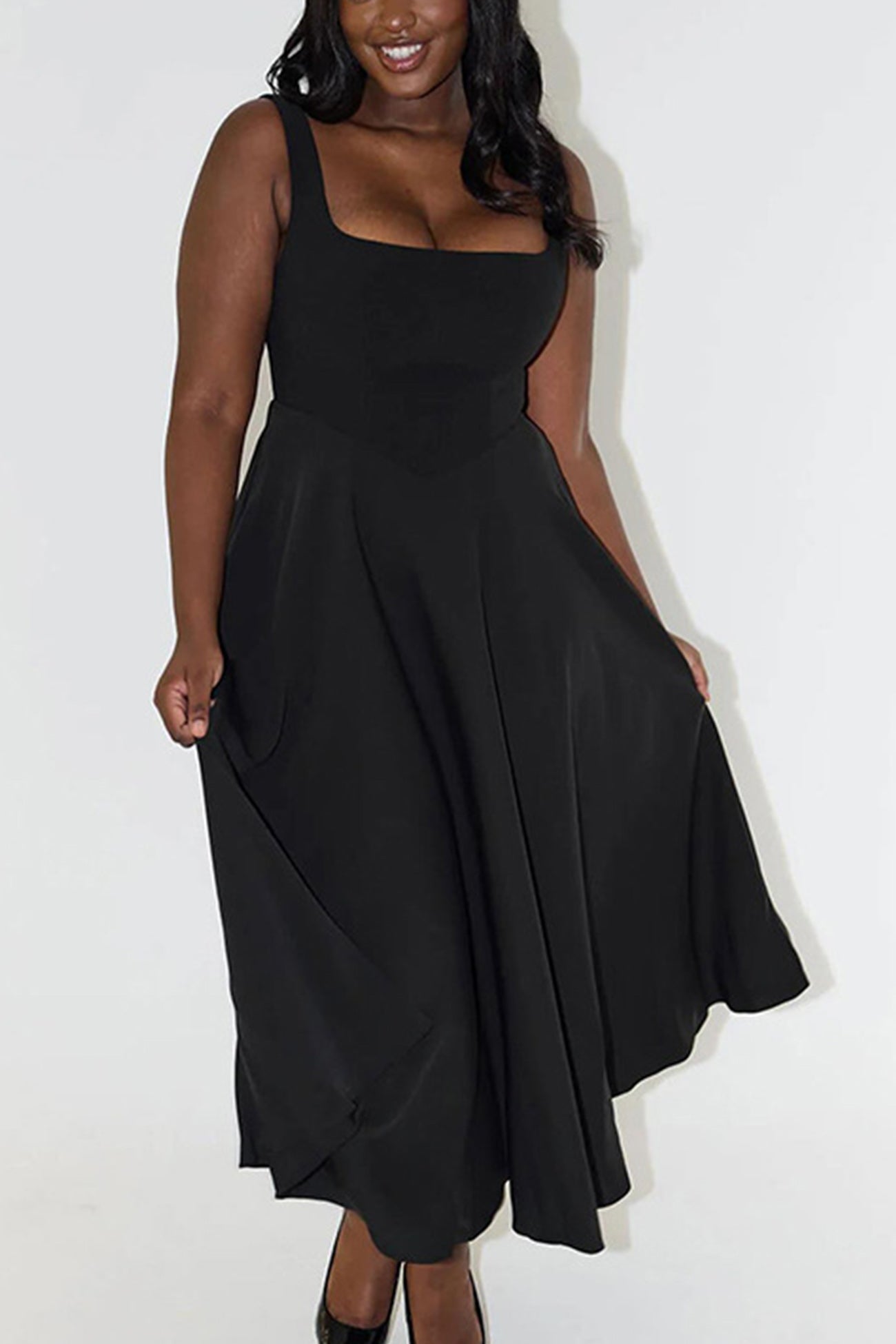 Gracefully Styled Dress for Any Occasion