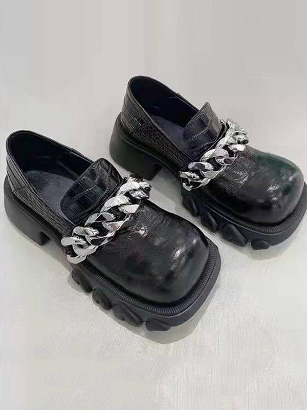 Well Tailored Shoes with a Graceful Silhouette