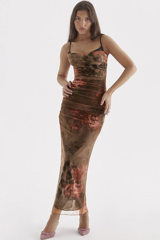Gracefully Styled Dress for Any Occasion