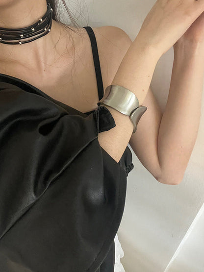 Classic Vintage Garment with a Flattering Fit