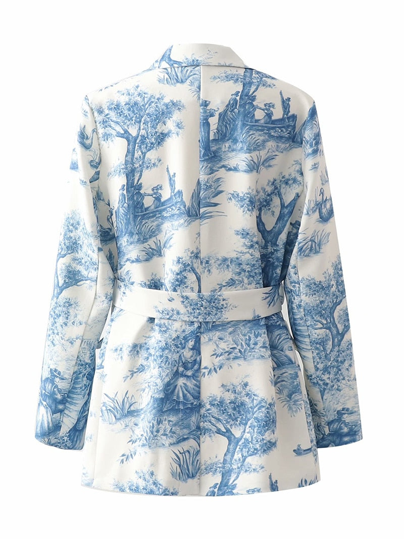 Gracefully Styled Garment for Any Occasion